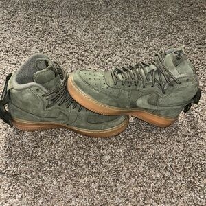 AIR FORCE 1 HIGHS (GRADE SCHOOL)